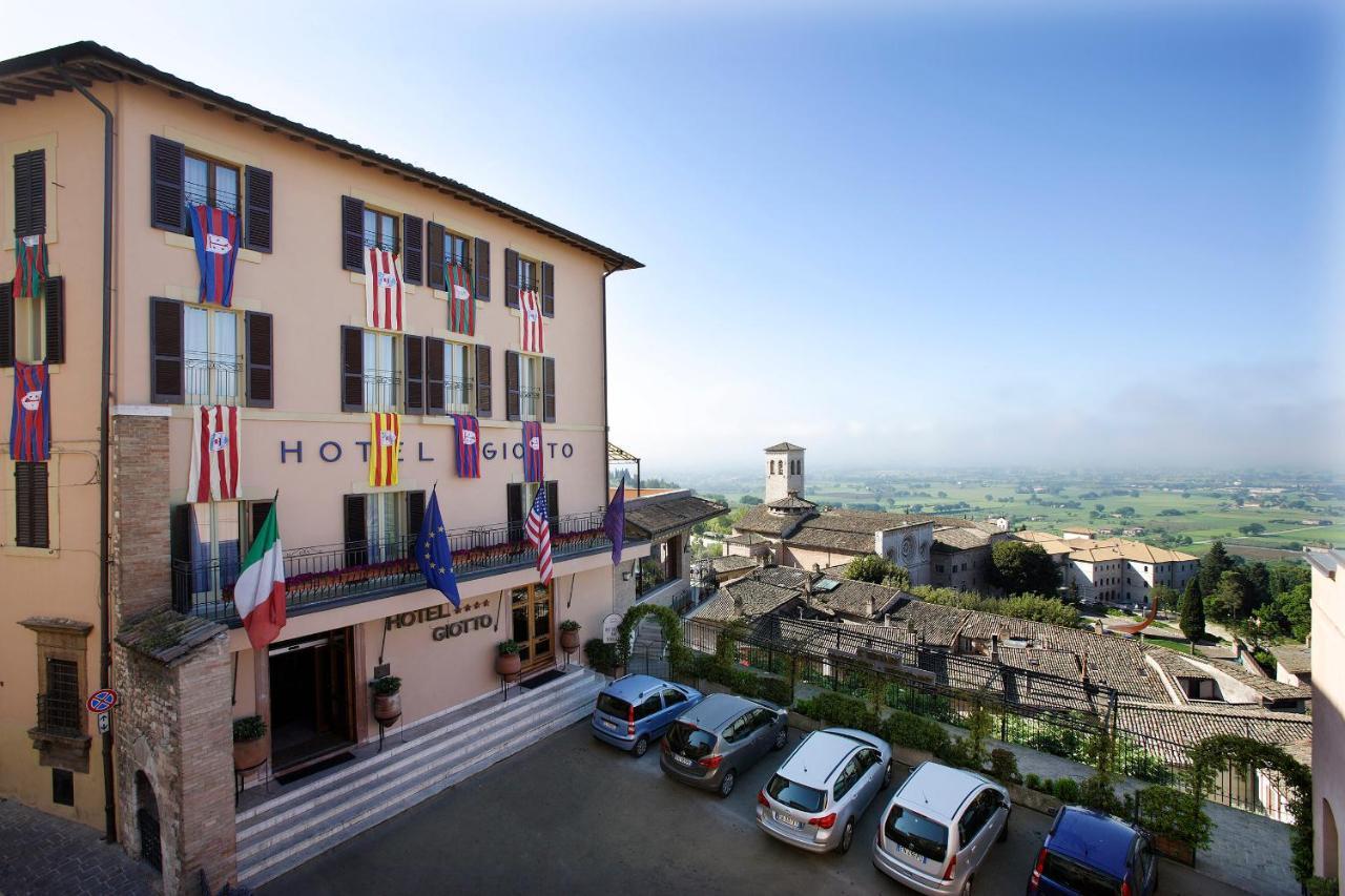 Giotto Hotel & Spa Асизи Екстериор снимка