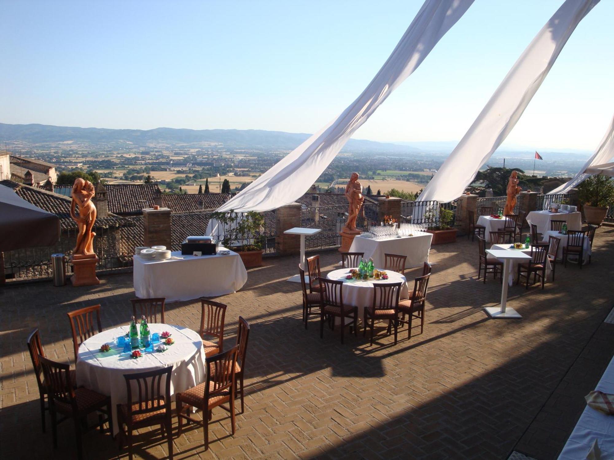 Giotto Hotel & Spa Асизи Екстериор снимка