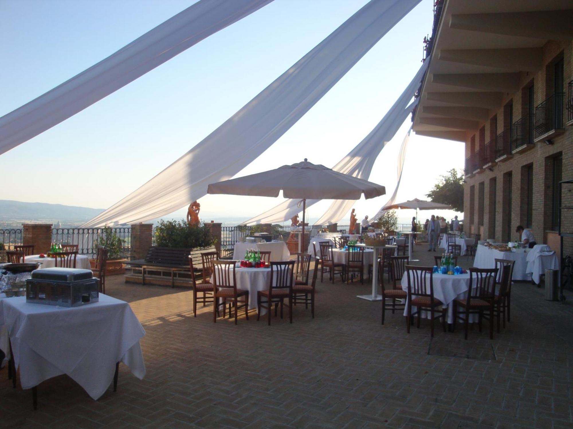 Giotto Hotel & Spa Асизи Екстериор снимка