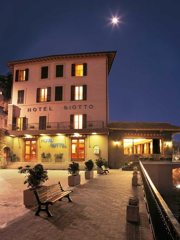 Giotto Hotel & Spa Асизи Екстериор снимка