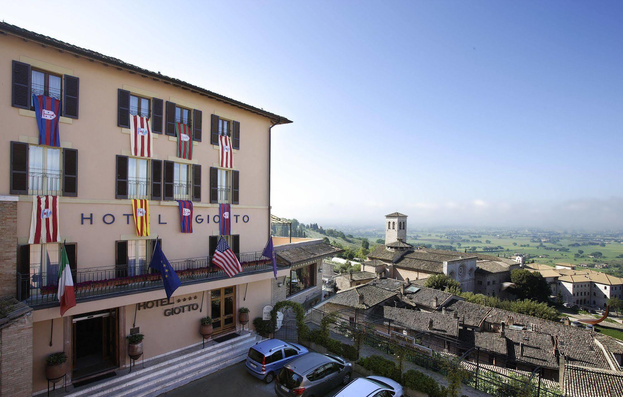 Giotto Hotel & Spa Асизи Екстериор снимка
